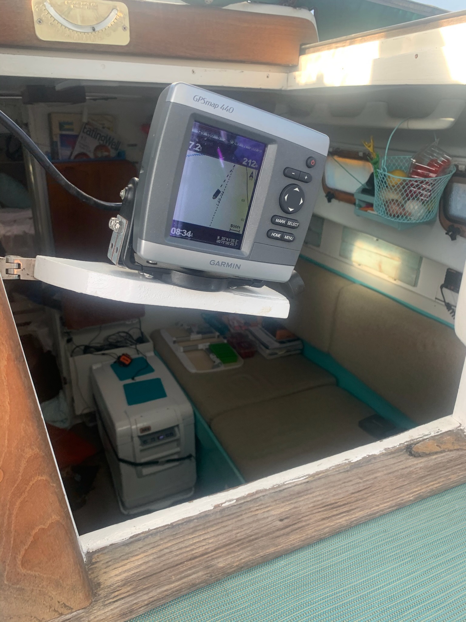 Garmin GPSmap 440 chartplotter at the nav station